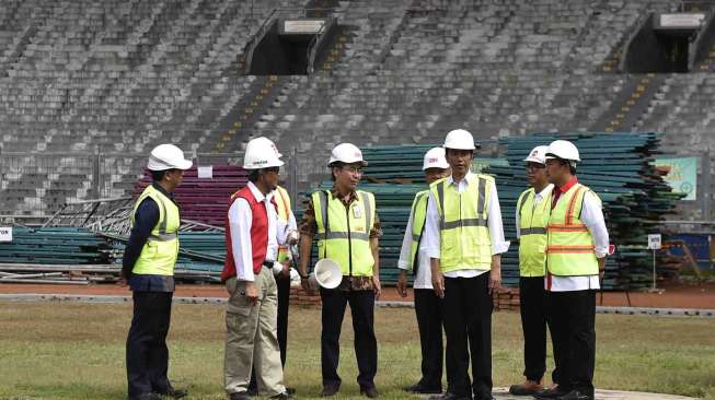 Jokowi Tinjau Renovasi GBK