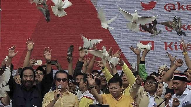 Aksi "Kita Indonesia" di Bundaran Hotel Indonesia, Minggu (4/12/2016). [suara.com/Kurniawan Mas'ud]