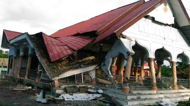 PMI Kirim 100 Relawan Bantu Korban Gempa Aceh