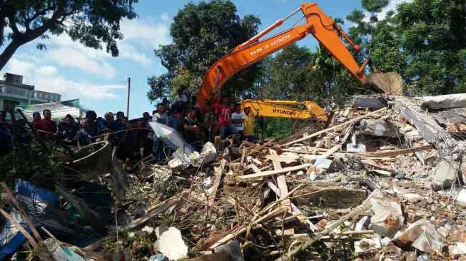 Evakuasi Korban Gempa Pidie Jaya