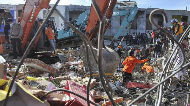 Korban Tewas Gempa Pidie Bertambah Jadi 100 Orang