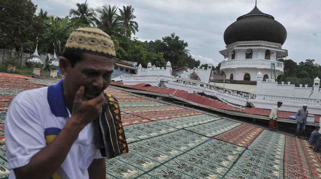 Salat Jumat di Pidie Jaya