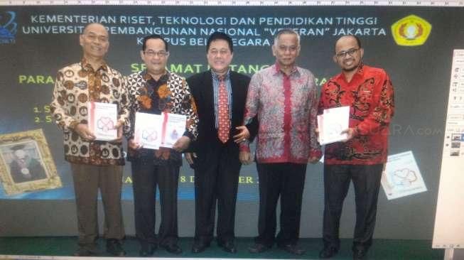 Prof.Dr Frans Santosa Luncurkan Buku  Penanganan Penyakit Jantung