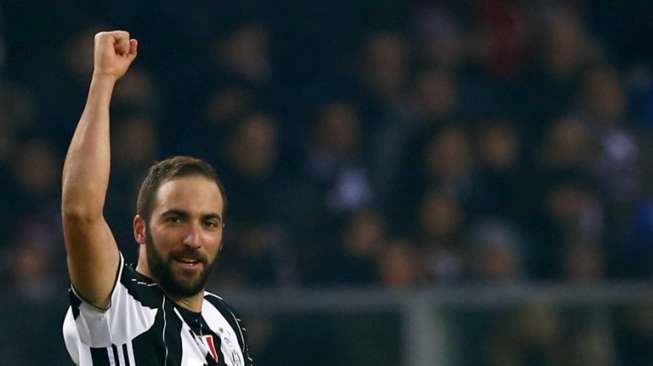 Dua Gol Higuain Bawa Juve Menangi "Derby Turin"