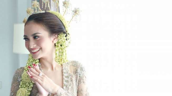 Acha Septriasa: Mau Nggak Mau Harus Dengar Suami