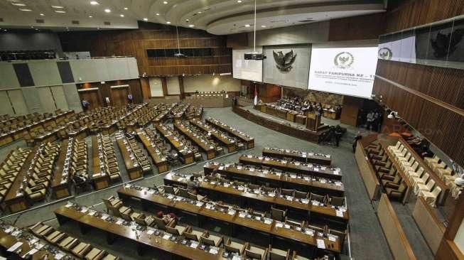 Sidang Paripurna DPR Bahas Revisi UU MD3