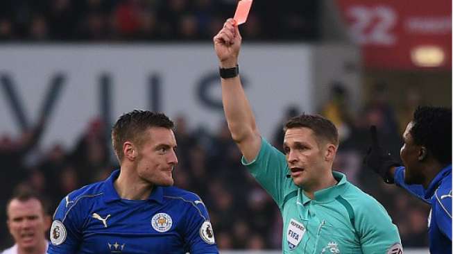 Diusir Wasit, Samir Nasri Salahkan Jamie Vardy