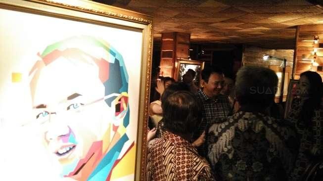 Ahok Dapat Hadiah Spesial dari Darwis Triadi