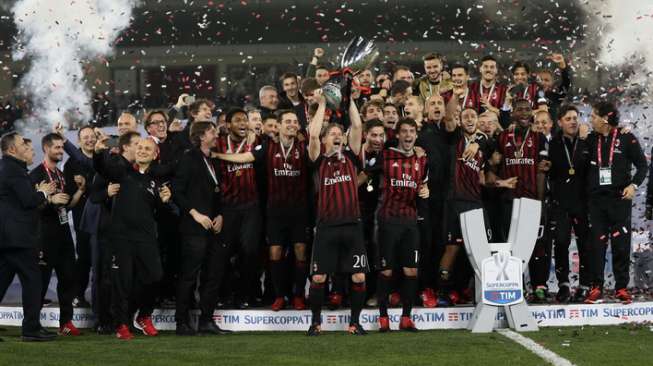 Kalahkan Juve, Milan Akhiri Puasa Gelar Selama Lima Tahun