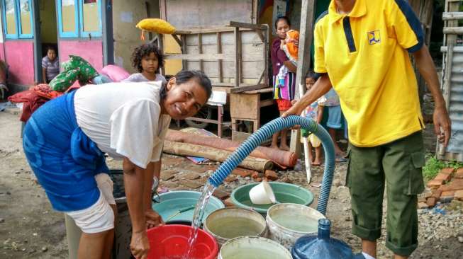 Layanan Air Bersih Terus Ditambah untuk Korban Banjir Bima