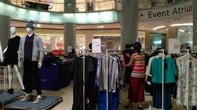 Wabah Corona, Mall di Jakarta Tutup Tenant Hingga Batasi Jam Kunjungan