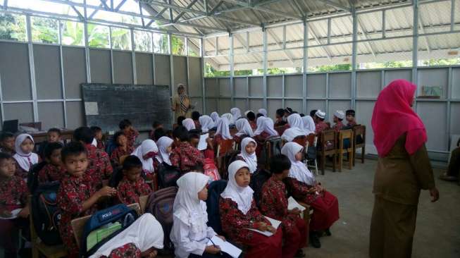 Bangunan Kelas Sementara di SD Masjid Pidie Jaya Telah Dipakai