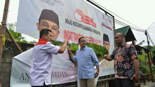 Kasus Buang Spanduk Anies ke Comberan Kini Diproses