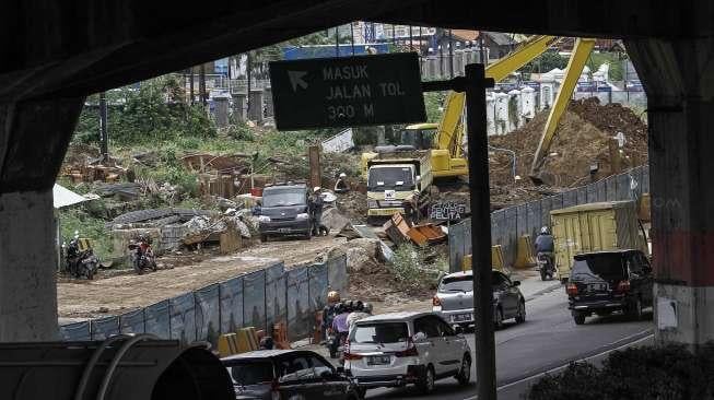 Sebagian proyek jalan tol Becakayu sudah dapat dioperasikan pada Maret 2017.