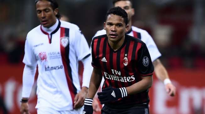 Masih Cinta Rossoneri, Bacca Tolak Tawaran Menarik klub Cina