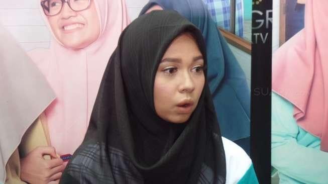 Ini Tanda Yuki Kato Bakal Berhijab?