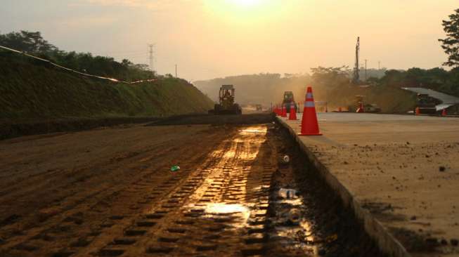 Waskita Karya Segera Jual Kepemilikan Ruas Tol Pemalang-Batang