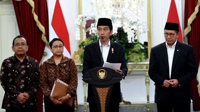 Presiden Jokowi Beri Bantuan Bedah Rumah di Bengkulu