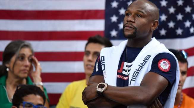 Bersedia Lawan Jawara UFC, Mayweather Bakal Dibayar Rp333 Miliar