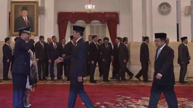 Pelantikan Kepala Staf Angkatan Udara (KSAU) Marsekal Madya (Marsdya) Hadi Tjahjantodi Istana Negara, Jakarta, Rabu (18/1).