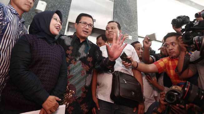 Calon Wakil Gubernur Jakarta Sylviana Murni usai diperiksa di Gedung Bareskrim Ombudsman, Jakarta, Jumat (20/1).