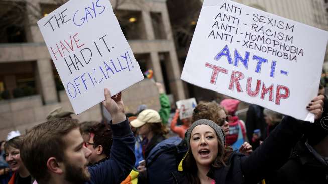 Demonstrasi Anti-Trump Juga Digelar di London dan Paris