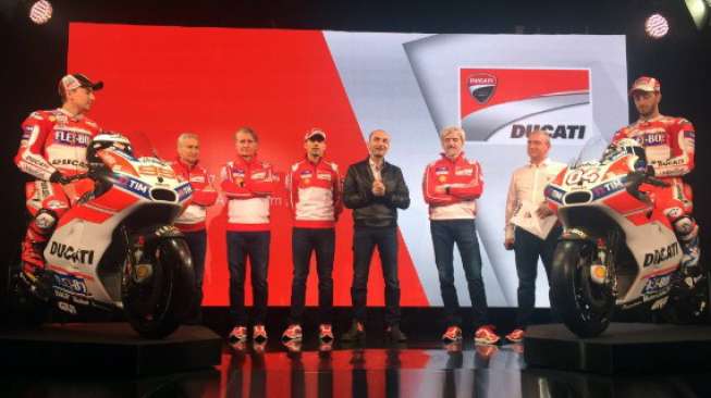 Satu Tim dengan Lorenzo, Dovizioso Terintimidasi?