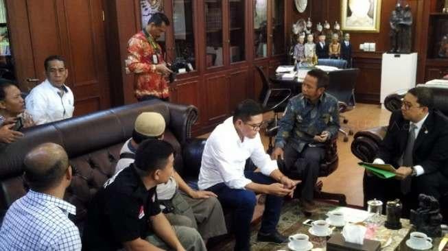 Temui Fadli Zon, Pedagang Pasar Senen Curhat Pascakebakaran