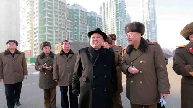 Luncurkan 4 Rudal Balistik, Kim Jong Un Siap Serang Pangkalan AS