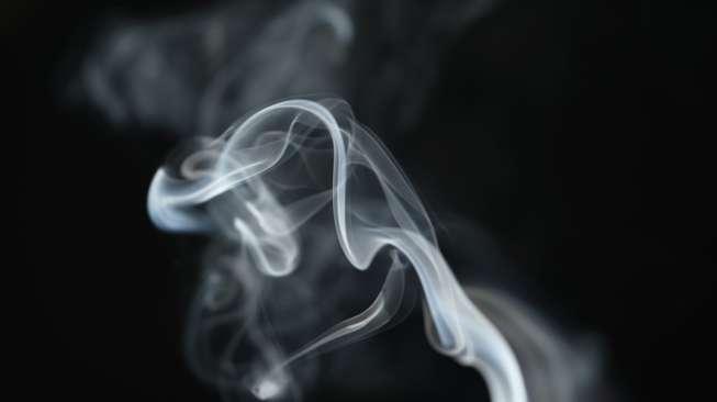 Ilustrasi asap rokok. [Shutterstock]