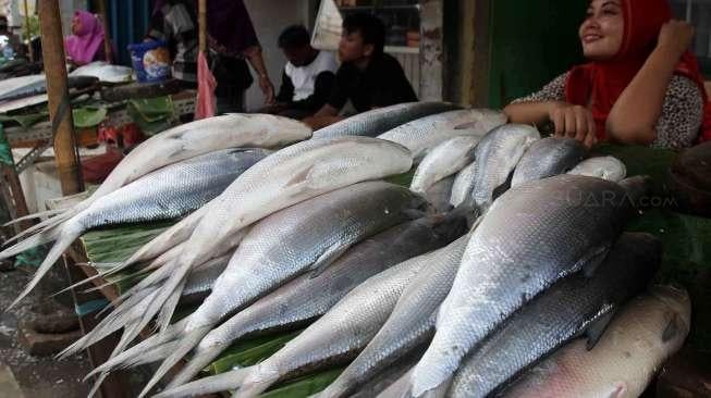 Hanya berjualan pada saat menjelang perayaan tahun baru Imlek.