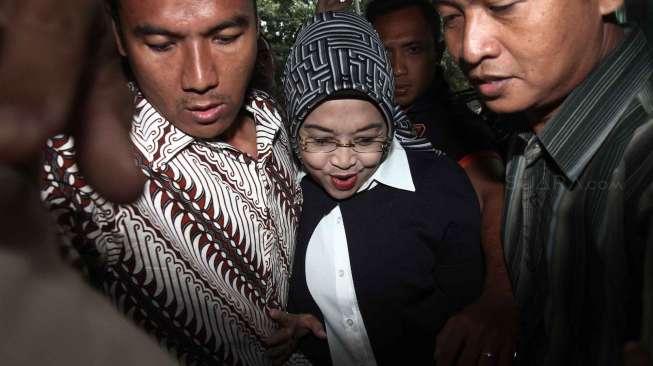 Sylviana Murni penuhi panggilan Direktorat Tindak Pidana Korupsi Bareskrim Polri, di Jakarta, Senin (30/1).