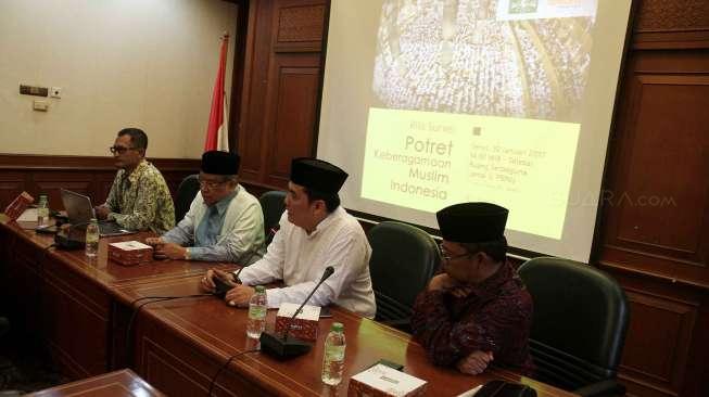 PBNU bekerja sama dengan Alvara Research Center merilis survei tentang potret keberagamaan muslim di Indonesia, di Jakarta, Senin (30/1).