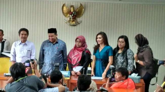 Laporan Merendahkan TKI Fahri Hamzah Tetap Diusut DPR