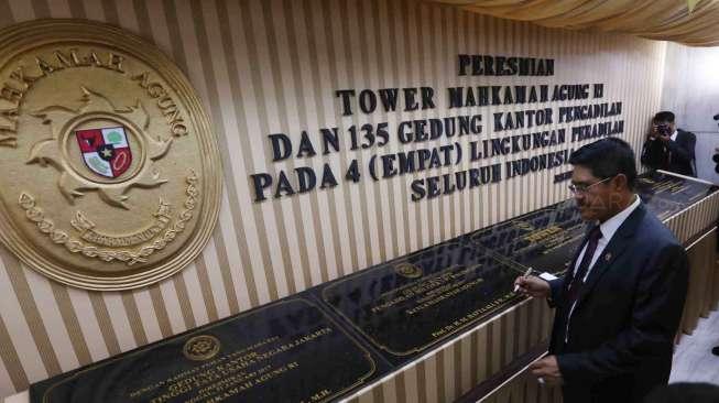 Acara peresmian Tower Mahkamah Agung RI, di Jakarta, Selasa (31/1).