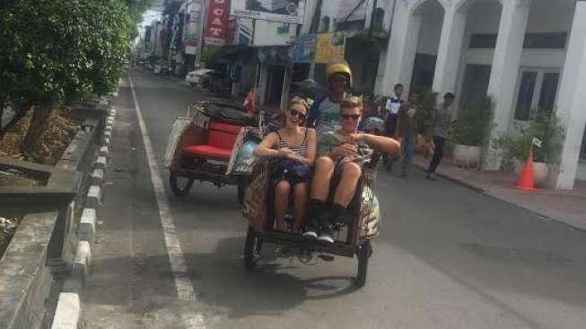 Kisah Bule Naik Becak di Yogya, Jangan Lupa Tawar Dulu