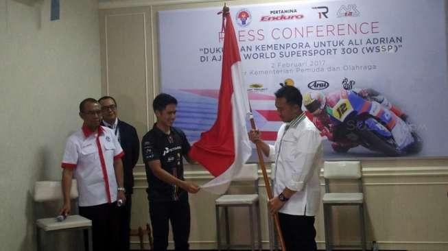 Didukung Menpora, "The Next Rossi" Indonesia Ini Kian Semangat