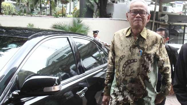 Majelis Kehormatan Mahkamah Konstitusi (MKMK) menyambangi KPK, di Jakarta, Kamis (2/2).