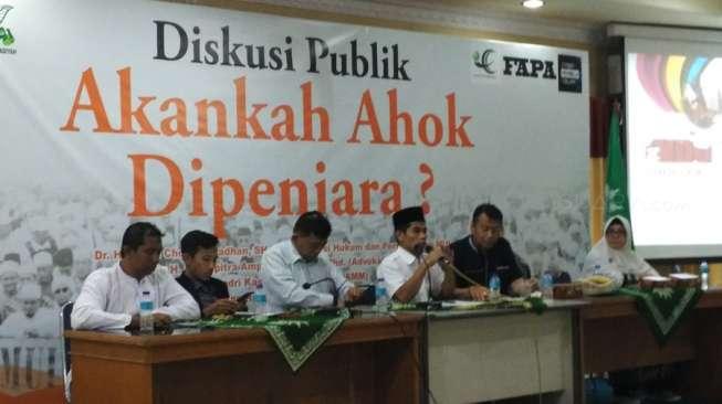 Pengacara Rizieq: Apa yang Bisa Hukum Ahok Ini Cuma Tuhan?