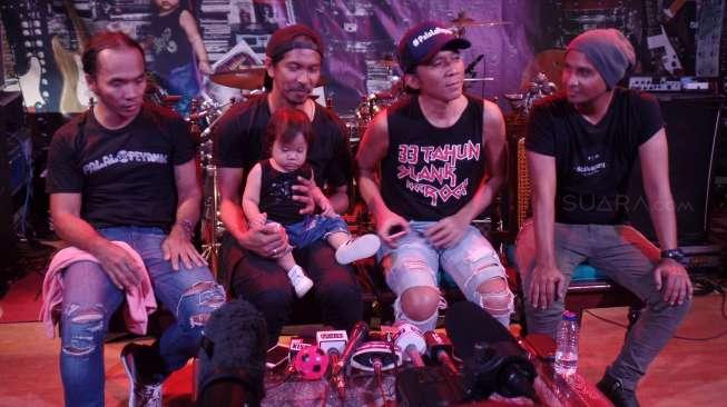 Slank Jawab Kritikan Slankers karena Tak Kritis Lagi