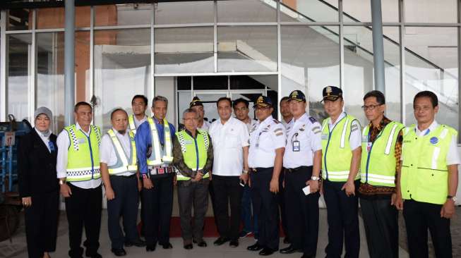 Pengembangan Bandara Syamsuddin Noor Dimulai Maret 2017