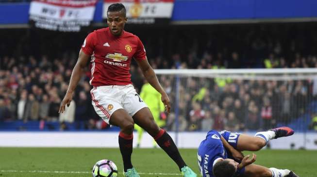 Valencia Ingin Enam Tahun Lagi di MU