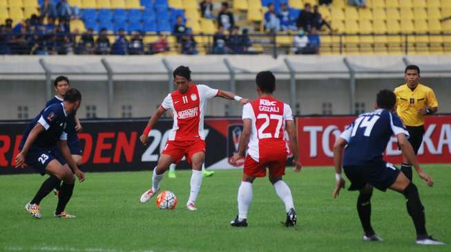 PSM Ditekuk Persela, Pelatih: "Yang Penting Tidak Ada Cidera"