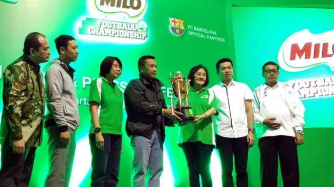 Resmikan MFC, Menpora Minta Kompetisi Usia Dini Digalakkan