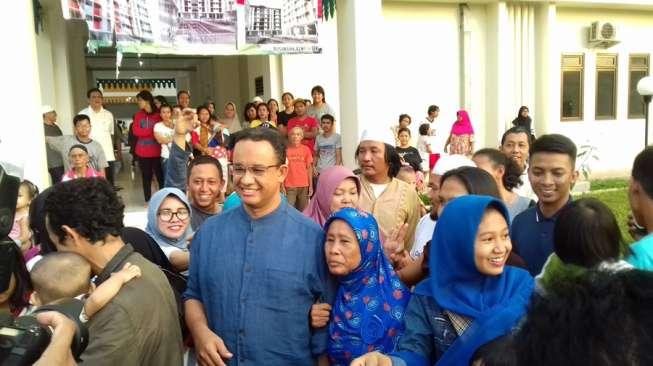 Tim Anies-Sandiaga Protes Dana Bansos Dicairkan Jelang Pilkada