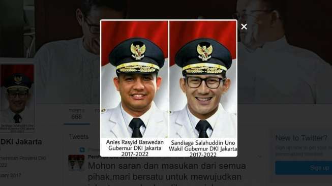 Foto Anies-Sandi Pakai Baju Gubernur Muncul di Twitter