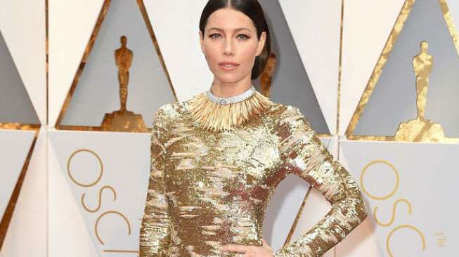 Jessica Biel di Oscar 2017. (Foto: Eonline)