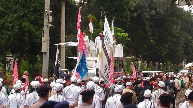 Rizieq Jadi Saksi Ahli, Gedung Kementan Digeruduk Massa Anti-Ahok