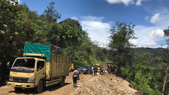 Sempat Terputus, Jalan Sumatera Barat  Riau Sudah Pulih Kembali