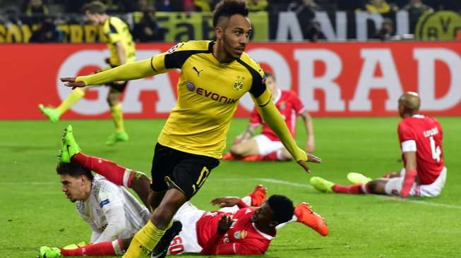 Cetak Hattrick, Aubameyang Bawa Dortmund Ikuti Jejak Bayern